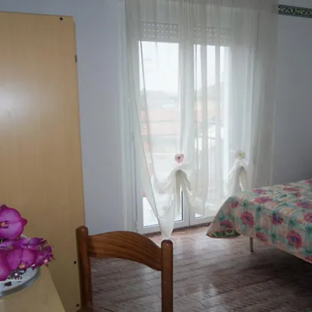 Atene * ריצ'יונה